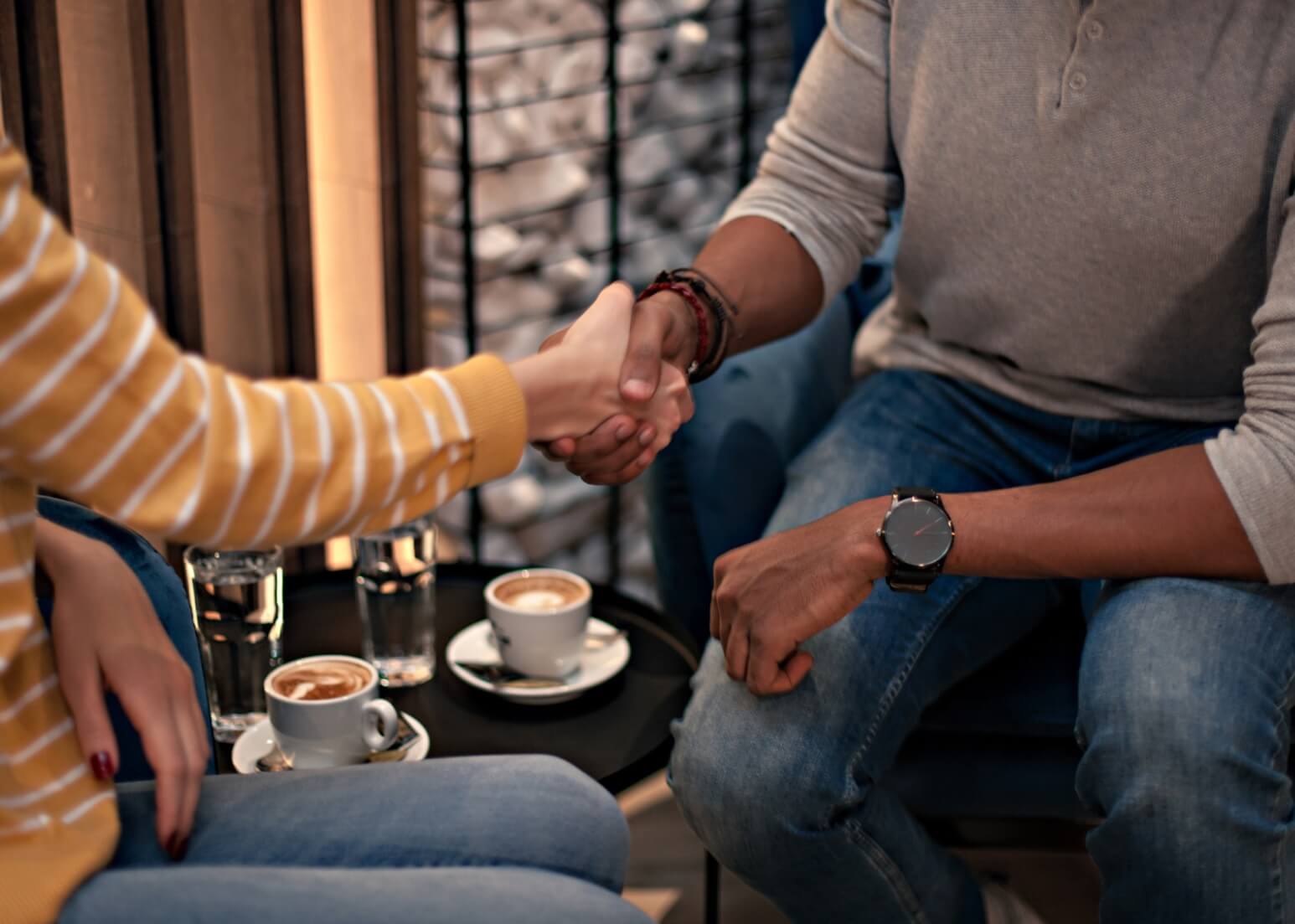 10 First Date Ice Breakers: Hearty Handshake